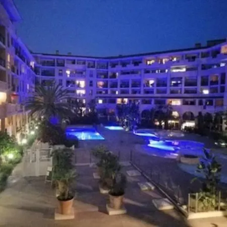 Apartment Jolie En Plein Centre De La Bocca